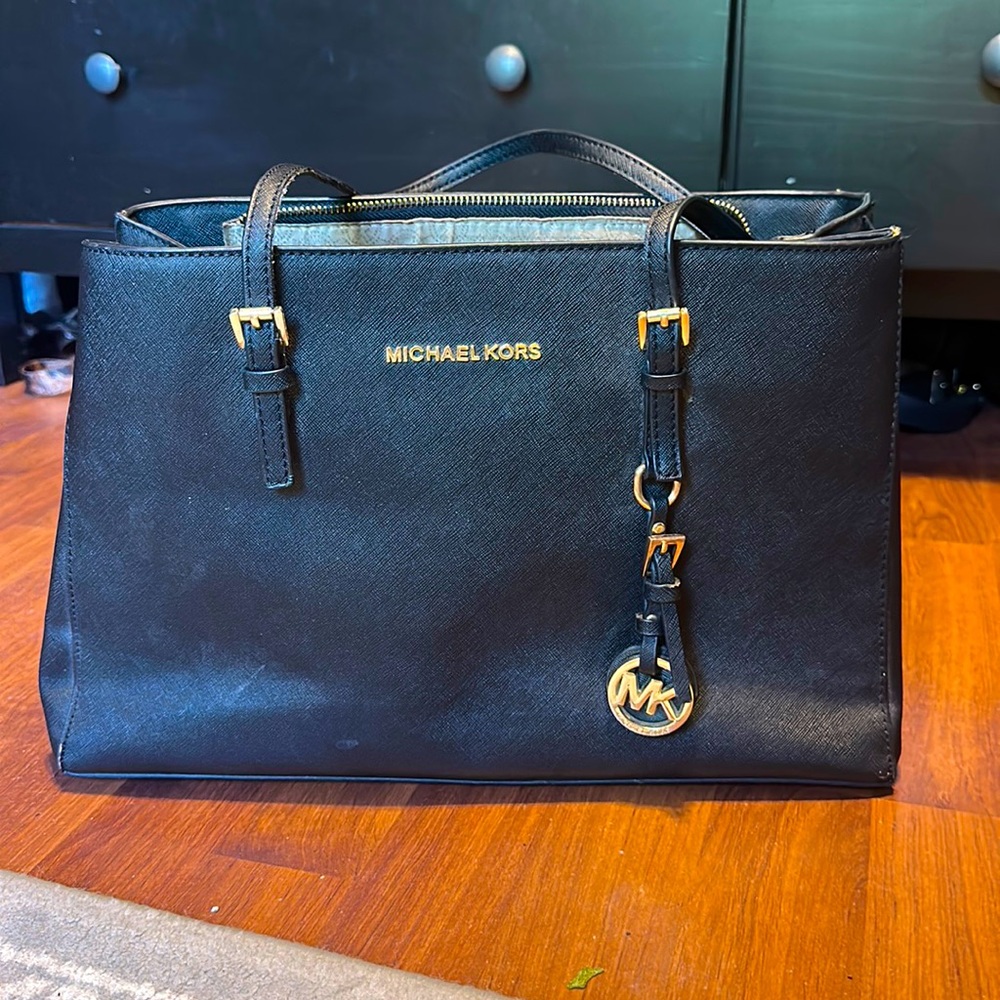MK purse